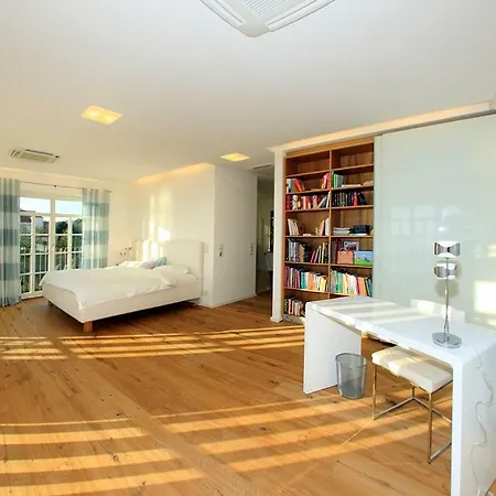 Luxury Beachfront Villa Smague With Sauna, Zadar *