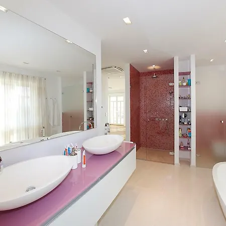 Вилла Luxury Beachfront Villa Smague With Sauna, Zadar Дикло