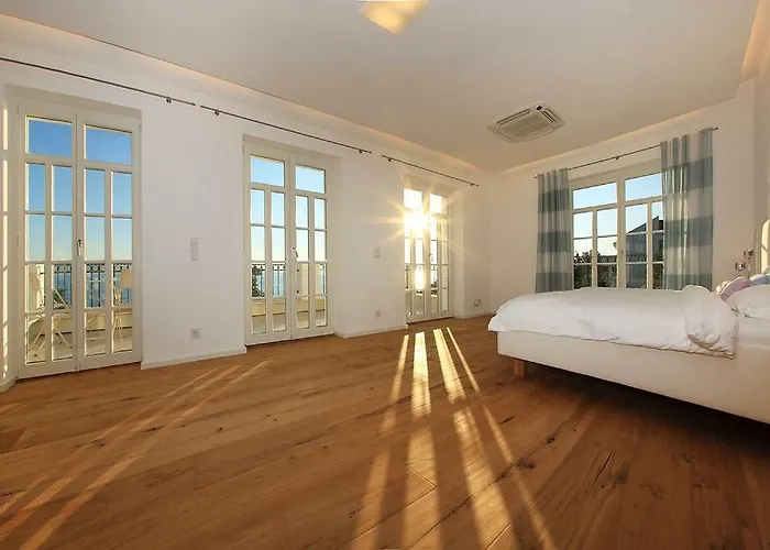 别墅 Luxury Beachfront Villa With Sauna, Zadar