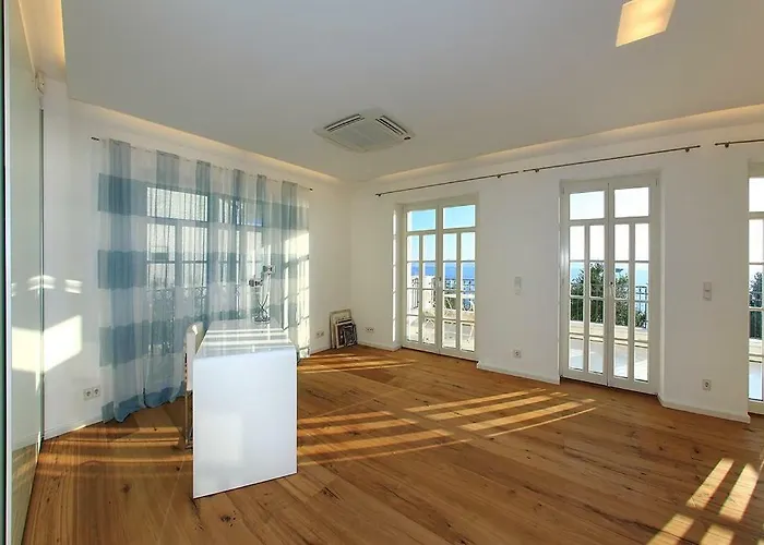 Villa Luxury Beachfront Villa Smague With Sauna, Zadar *